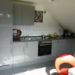 Lägenhet Stadt Trifft Land